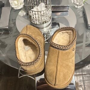 UGGS Tasman clogs suede